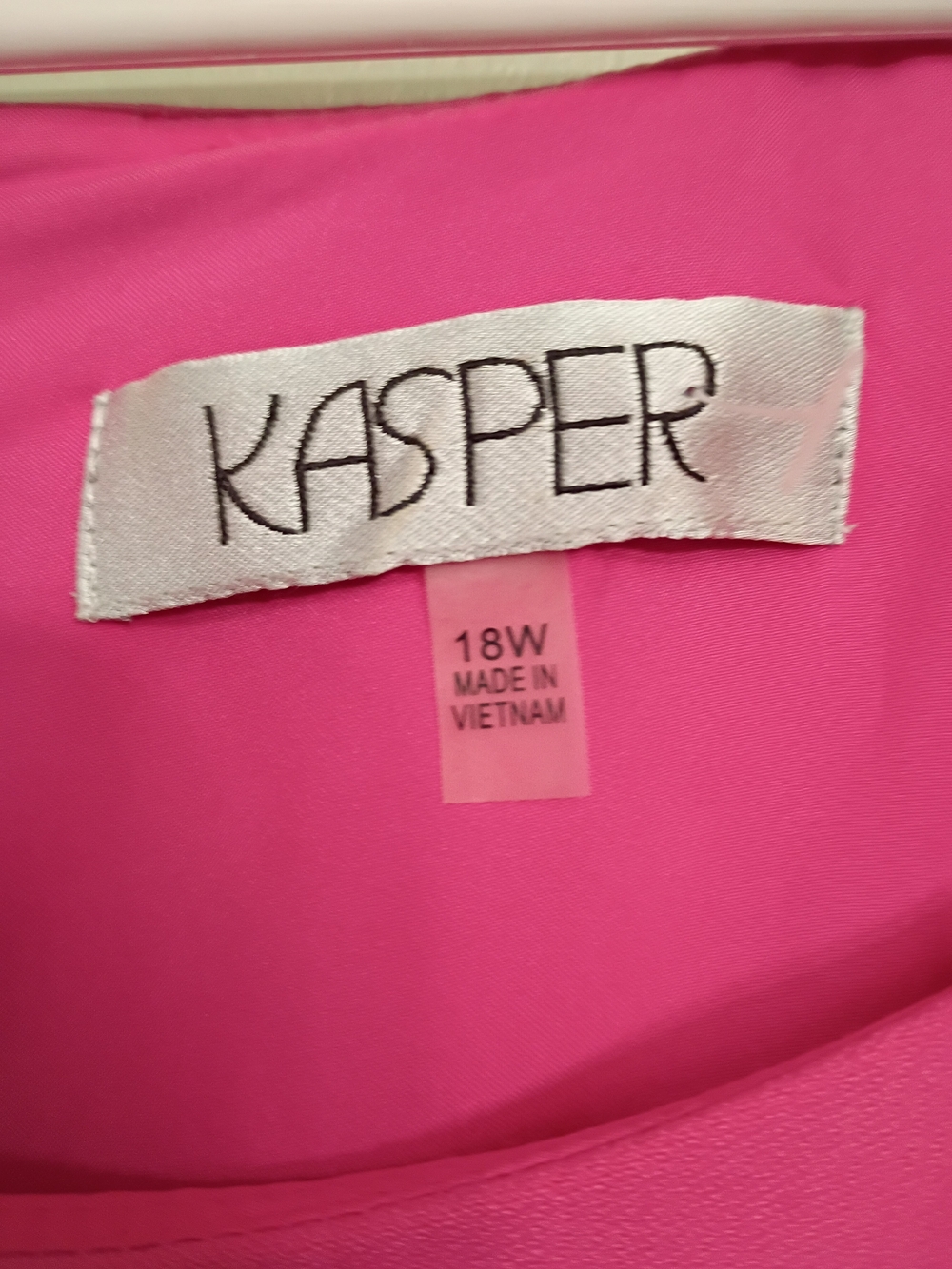 Kasper Hot Pink Sleeveless Shift Dress - Picture 3 of 4